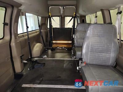 Zdjęcie 10 z 13 samochodu: 2007 CHEVROLET EXPRESS G3500 VIN:1GAHG39U871242568 - miniatura