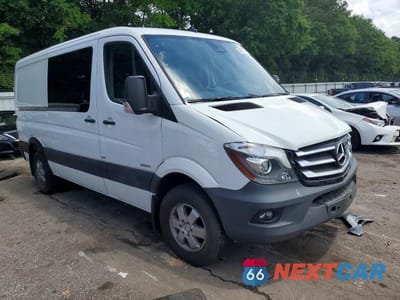 Czwarte zdjęcie samochodu z boku: 2015 MERCEDES-BENZ SPRINTER 2500 VIN:WD3PE7CC3F5956903 - miniatura
