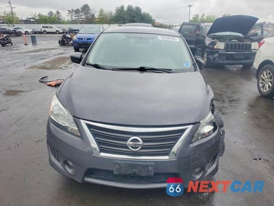 Piąte zdjęcie samochodu w środku: 2014 NISSAN SENTRA SR VIN:3N1AB7AP1EY236868 - miniatura