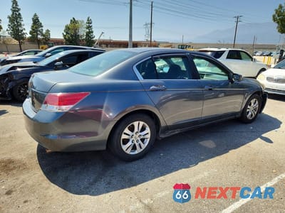Trzecie zdjęcie samochodu z tyłu: 2010 HONDA ACCORD LXP VIN:1HGCP2F4XAA197531 - miniatura