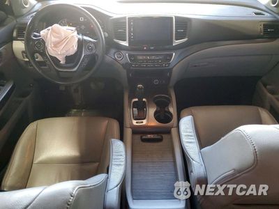 Zdjęcie 8 z 13 samochodu: 2017 HONDA PILOT EXL VIN:5FNYF6H54HB052748 - miniatura