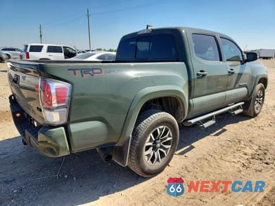 Trzecie zdjęcie samochodu z tyłu: 2022 TOYOTA TACOMA TRD SPORT VIN:3TMAZ5CN6NM189904 - miniatura
