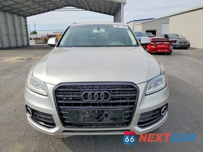 Piąte zdjęcie samochodu w środku: 2014 AUDI Q5 PREMIUM PLUS VIN:WA1LFAFP1EA130922 - miniatura
