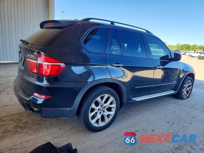 Trzecie zdjęcie samochodu z tyłu: 2012 BMW X5 XDRIVE35I VIN:5UXZV4C59CL752675 - miniatura