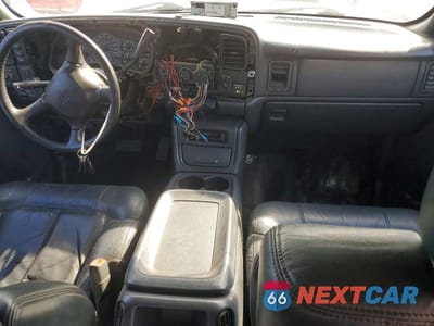 Zdjęcie 8 z 12 samochodu: 2000 CHEVROLET SILVERADO K1500 VIN:1GCEK19T8YZ360143 - miniatura