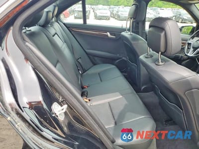 Zdjęcie 10 z 12 samochodu: 2013 MERCEDES-BENZ C 300 4MATIC VIN:WDDGF8AB3DA785020 - miniatura