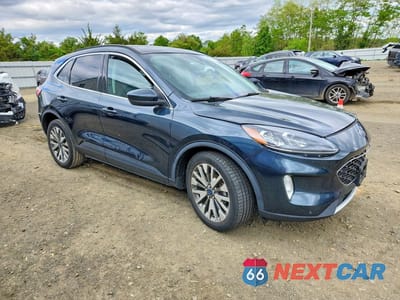 Czwarte zdjęcie samochodu z boku: 2022 FORD ESCAPE TITANIUM VIN:1FMCU9J94NUB68741 - miniatura