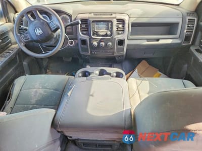 Zdjęcie 8 z 12 samochodu: 2014 RAM 2500 ST VIN:3C6UR5HJ1EG219271 - miniatura