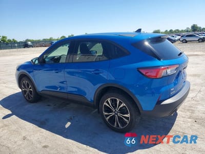 Drugie zdjęcie samochodu z przodu: 2021 FORD ESCAPE SE VIN:1FMCU9G67MUB06908 - miniatura