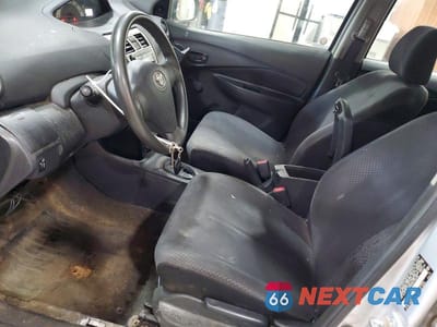 Zdjęcie 7 z 13 samochodu: 2008 TOYOTA YARIS BASE VIN:JTDBT923681245385 - miniatura