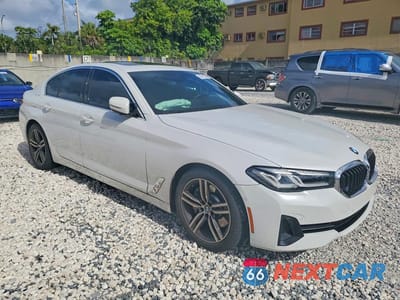 Czwarte zdjęcie samochodu z boku: 2021 BMW 530 I VIN:WBA53BH03MWW99105 - miniatura