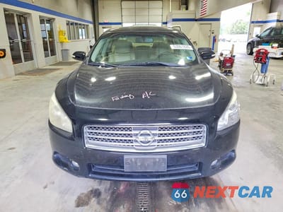 Piąte zdjęcie samochodu w środku: 2011 NISSAN MAXIMA 3.5 S VIN:1N4AA5AP8BC866529 - miniatura