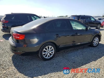 Trzecie zdjęcie samochodu z tyłu: 2015 VOLKSWAGEN JETTA SE VIN:3VWD17AJ5FM260962 - miniatura