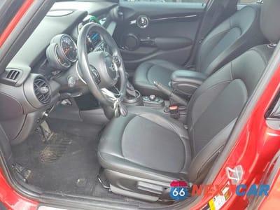 Zdjęcie 7 z 12 samochodu: 2019 MINI COOPER VIN:WMWXU1C54K2H73707 - miniatura