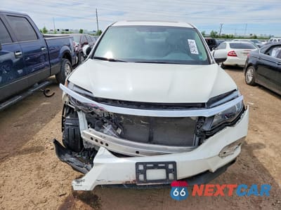 Piąte zdjęcie samochodu w środku: 2018 HONDA PILOT EXLN VIN:5FNYF6H77JB059149 - miniatura