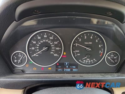 Zdjęcie 9 z 12 samochodu: 2014 BMW 320 I VIN:WBA3B1G50ENS77849 - miniatura