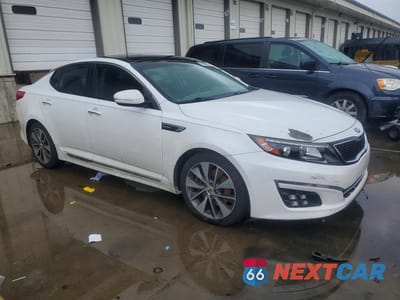 Czwarte zdjęcie samochodu z boku: 2015 KIA OPTIMA SX VIN:5XXGR4A60FG427815 - miniatura