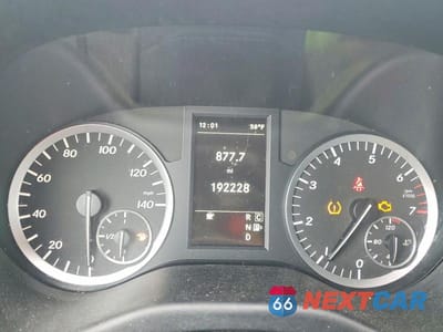 Zdjęcie 9 z 13 samochodu: 2016 MERCEDES-BENZ METRIS VIN:WD3PG2EA4G3108101 - miniatura