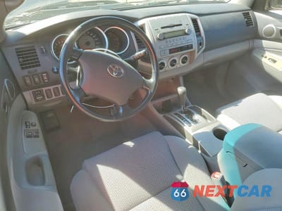 Zdjęcie 8 z 12 samochodu: 2006 TOYOTA TACOMA ACCESS CAB VIN:5TEUU42NX6Z305150 - miniatura