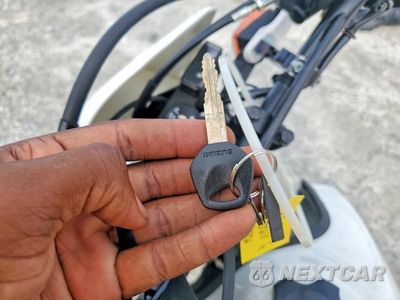 Zdjęcie 8 z 9 samochodu: 2018 SUZUKI DR650 SE VIN:JS1SP46A2J2100807 - miniatura