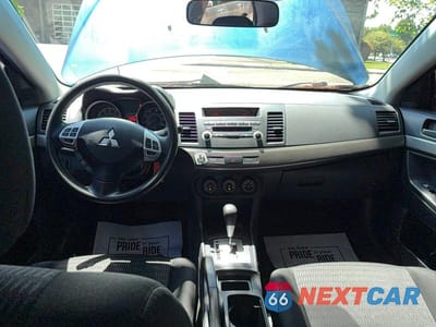 Zdjęcie 9 z 10 samochodu: 2012 MITSUBISHI LANCER ES VIN:JA32U2FUXCU020285 - miniatura