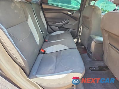 Zdjęcie 10 z 13 samochodu: 2018 FORD FOCUS ST VIN:1FADP3L94JL306911 - miniatura