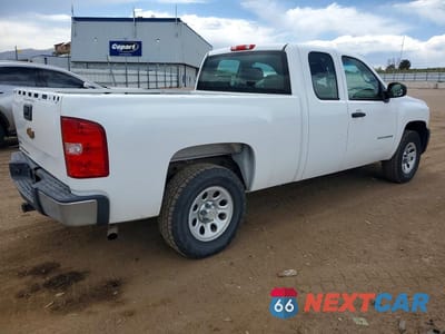 Trzecie zdjęcie samochodu z tyłu: 2010 CHEVROLET SILVERADO K1500 VIN:1GCSKPE36AZ294905 - miniatura