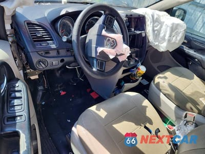 Zdjęcie 8 z 13 samochodu: 2019 DODGE GRAND CARAVAN SE VIN:2C7WDGBG6KR798856 - miniatura