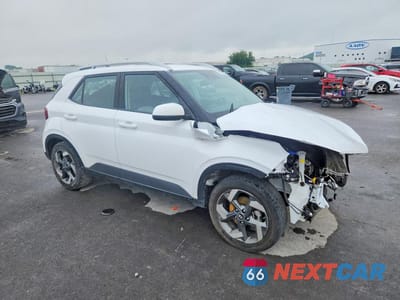 Czwarte zdjęcie samochodu z boku: 2022 HYUNDAI VENUE SEL VIN:KMHRC8A32NU138379 - miniatura