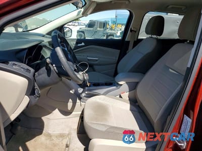 Zdjęcie 7 z 13 samochodu: 2014 FORD ESCAPE SE VIN:1FMCU0GX8EUB12447 - miniatura