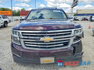 Piąte zdjęcie samochodu w środku: 2017 CHEVROLET SUBURBAN K1500 PREMIER VIN:1GNSKJKC1HR283216 - miniatura