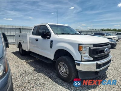 Czwarte zdjęcie samochodu z boku: 2021 FORD F350 SUPER DUTY VIN:1FT8X3BN5MEC87191 - miniatura