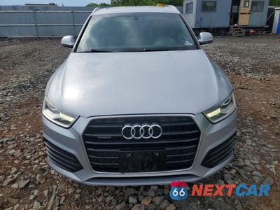 Piąte zdjęcie samochodu w środku: 2018 AUDI Q3 PREMIUM VIN:WA1ECCFS3JR002050 - miniatura