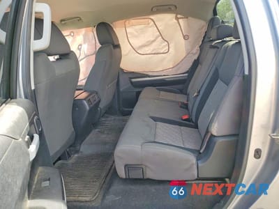 Zdjęcie 10 z 13 samochodu: 2017 TOYOTA TUNDRA SR5 VIN:5TFDY5F10HX629011 - miniatura
