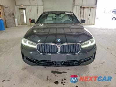 Piąte zdjęcie samochodu w środku: 2021 BMW 530 XI VIN:WBA13BJ05MCF43533 - miniatura