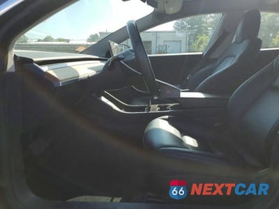 Zdjęcie 7 z 13 samochodu: 2018 TESLA MODEL 3 VIN:5YJ3E1EA2JF059592 - miniatura