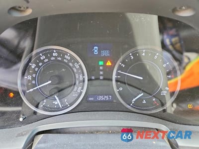 Zdjęcie 9 z 12 samochodu: 2012 LEXUS IS 350 VIN:JTHFE2C27C2507246 - miniatura