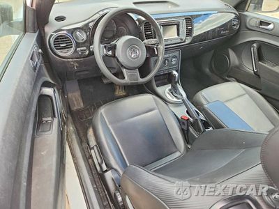 Zdjęcie 8 z 13 samochodu: 2017 VOLKSWAGEN BEETLE 1.8T VIN:3VWF17AT8HM621792 - miniatura