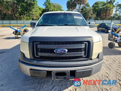Piąte zdjęcie samochodu w środku: 2013 FORD F150 VIN:1FTMF1CM3DKD45585 - miniatura