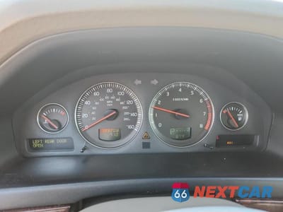 Zdjęcie 9 z 12 samochodu: 2005 VOLVO S80 2.5T VIN:YV1TS592951390875 - miniatura