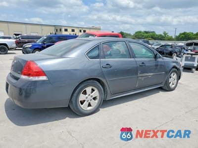 Trzecie zdjęcie samochodu z tyłu: 2011 CHEVROLET IMPALA LT VIN:2G1WG5EKXB1124967 - miniatura