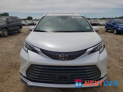 Piąte zdjęcie samochodu w środku: 2026 TOYOTA SIENNA LIMITED 7-PASSENGER VIN:5TDZSKFC0TS249740 - miniatura