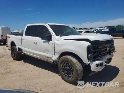 Czwarte zdjęcie samochodu z boku: 2025 FORD F250 SUPER DUTY VIN:1FT8W2BM1SEC05359 - miniatura