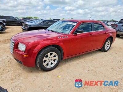 2008 CHRYSLER 300 LX 2C3KA43R58H219846 - główne zdjęcie licytacji z USA - miniatura