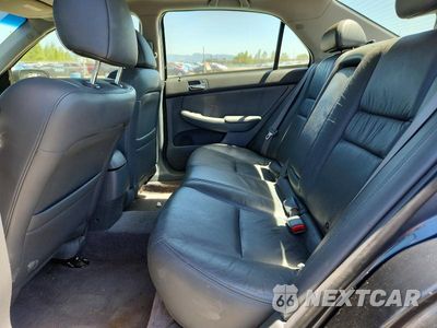 Zdjęcie 10 z 12 samochodu: 2004 HONDA ACCORD EX VIN:JHMCM56894C013859 - miniatura