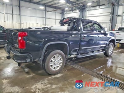 Trzecie zdjęcie samochodu z tyłu: 2024 CHEVROLET SILVERADO K3500 HIGH COUNTRY VIN:2GC4YVEY4R1175729 - miniatura