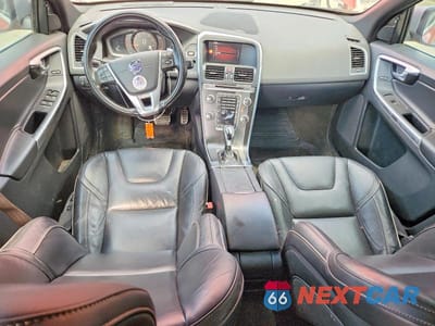 Zdjęcie 8 z 14 samochodu: 2017 VOLVO XC60 T6 R-DESIGN PLATINUM VIN:YV449MRS6H2221764 - miniatura
