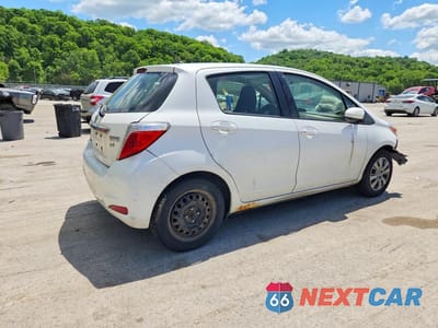 Trzecie zdjęcie samochodu z tyłu: 2012 TOYOTA YARIS 5-DOOR LE VIN:JTDKTUD36CD517571 - miniatura
