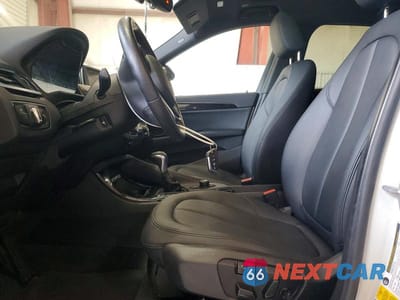 Zdjęcie 7 z 14 samochodu: 2016 BMW X1 XDRIVE28I VIN:WBXHT3C31G5E48462 - miniatura