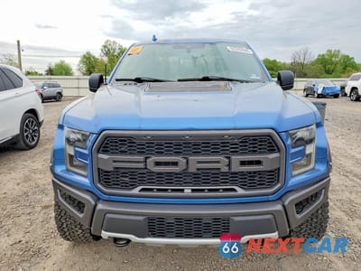Piąte zdjęcie samochodu w środku: 2019 FORD F150 RAPTOR VIN:1FTFW1RG9KFC96053 - miniatura